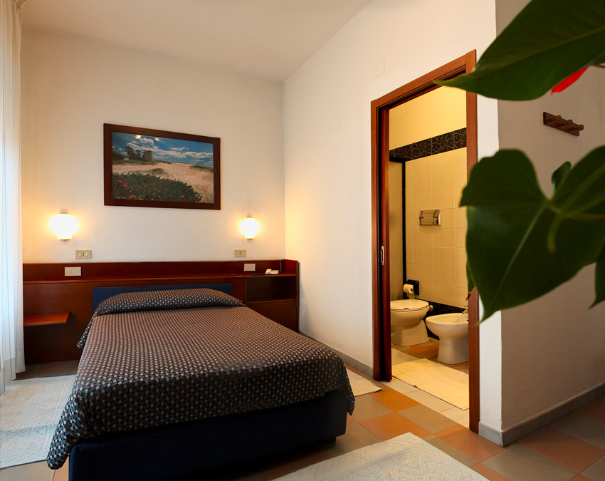 Hotel la Terazza-camera-singola--3.jpg
