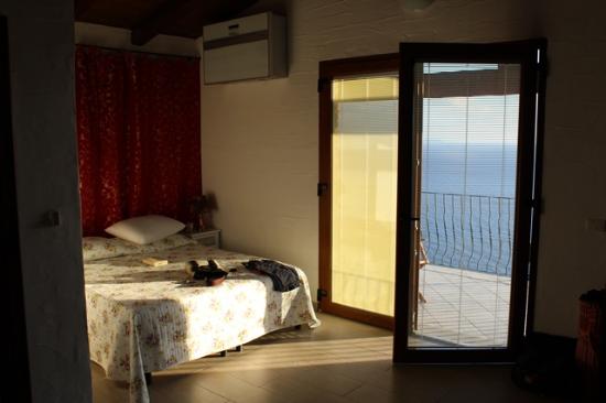 Locanda l'Agusteri Villaggio Tanca Piras-images_camera1.jpg
